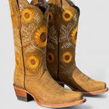 Ermenberga – Western-Stiefel mit Blumenstickerei von Amora Bern