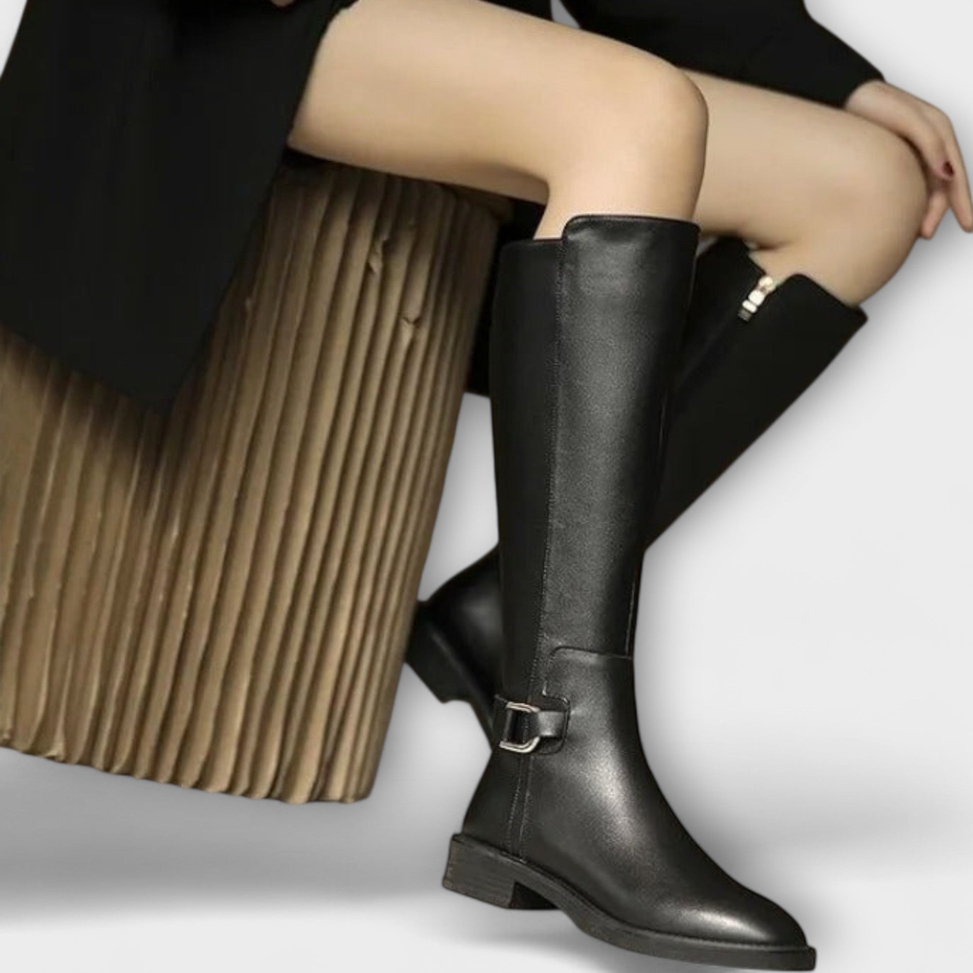 Theodelinde – Kniehohe Damenstiefel mit Schnalle von Amora Bern, Ansicht 6
