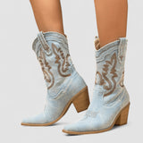 Gerberga – Bestickte Western-Stiefeletten in Denimoptik von Amora Bern